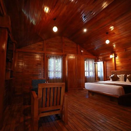 Wanders In Travel Company Otel Madikeri Dış mekan fotoğraf