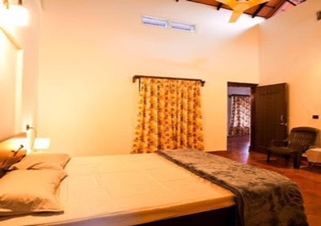 Wanders In Travel Company Otel Madikeri Dış mekan fotoğraf
